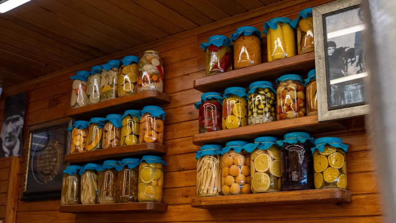 Tarihi Kemerburgaz Turşucusu: 1948’Ten Günümüze Lezzetin Yolculuğu