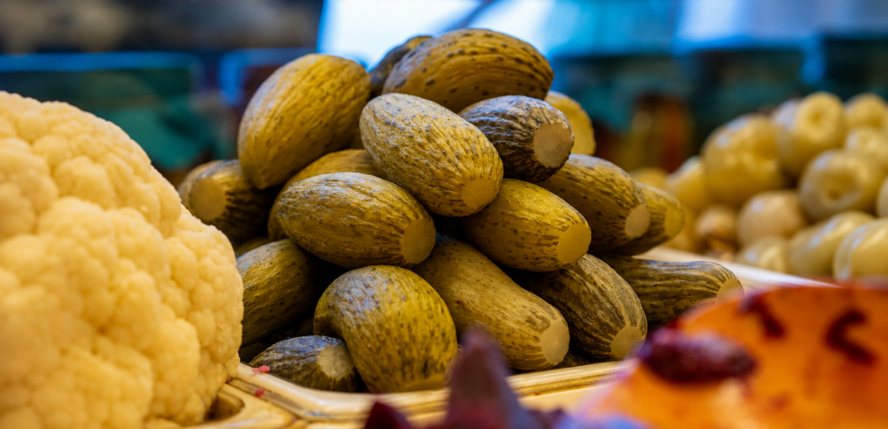 Kelek Turşusu Nedir? Limonla Kurulan Geleneksel Kelek Turşusu