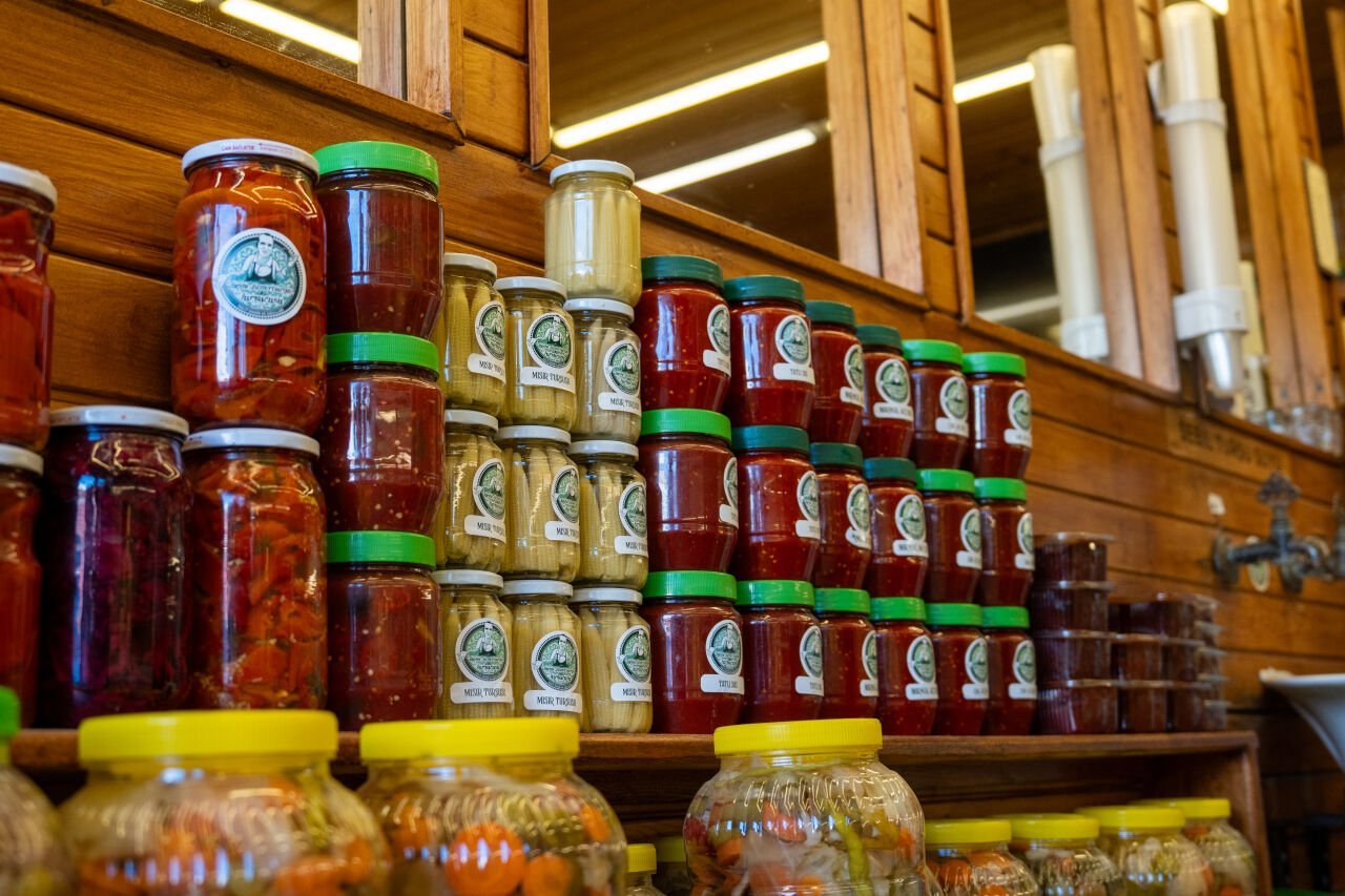 Turşu Nasıl Saklanır? En Doğru Yöntemlerle Lezzeti Uzun Süre Koruma Rehberi