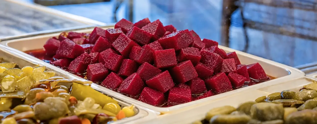 Pancar Turşusu Nedir? Limonla Kurulan Geleneksel Pancar Turşusu